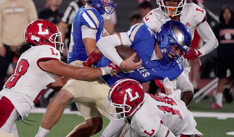 Santa Margarita Eagles Football