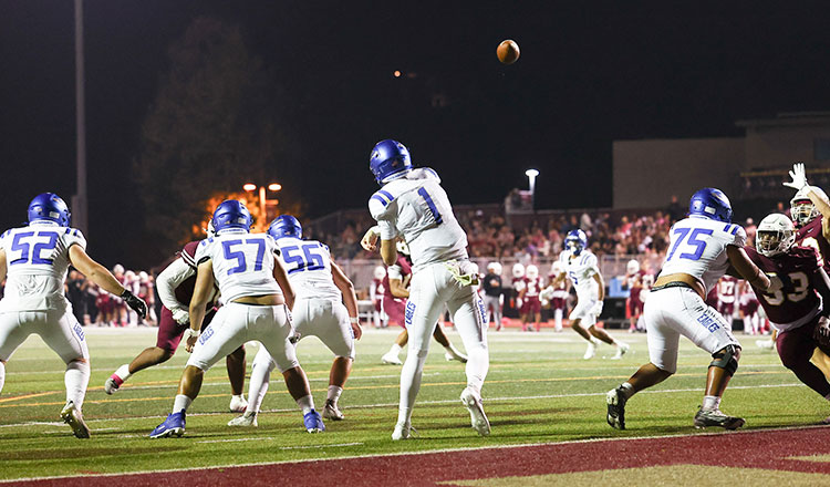 Santa Margarita Eagles Football